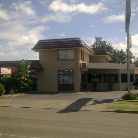 Caravilla Motor Inn Taree Extérieur photo