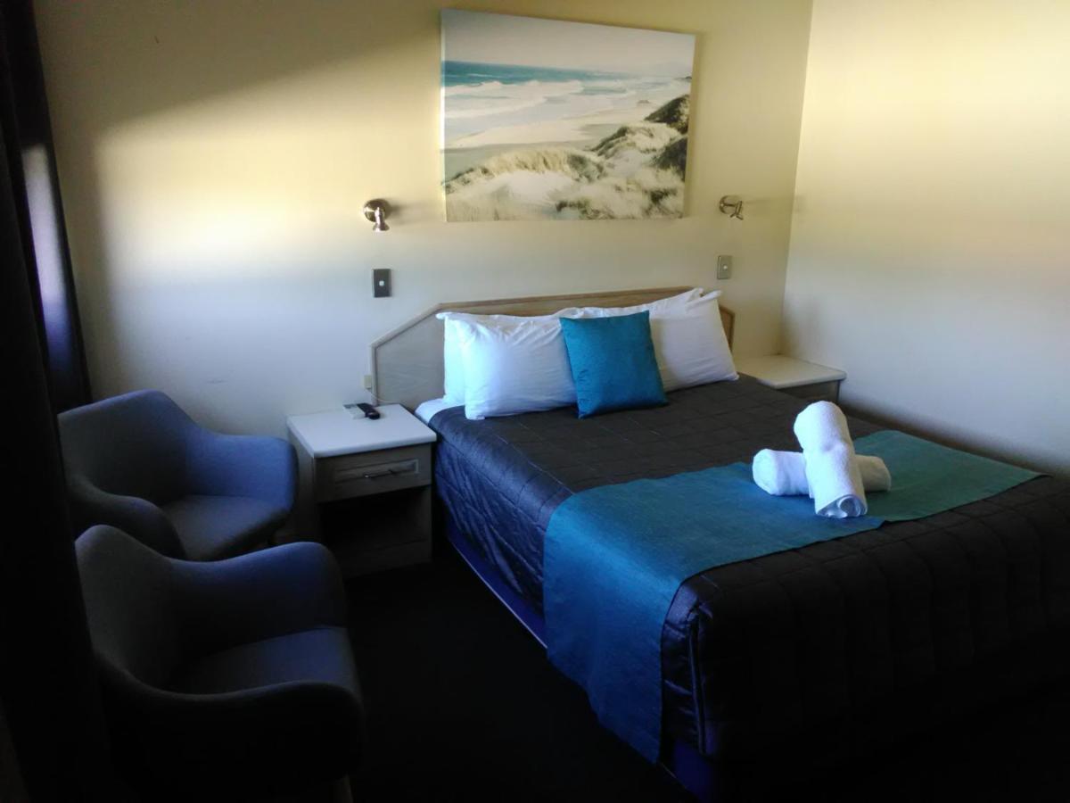 Caravilla Motor Inn Taree Extérieur photo