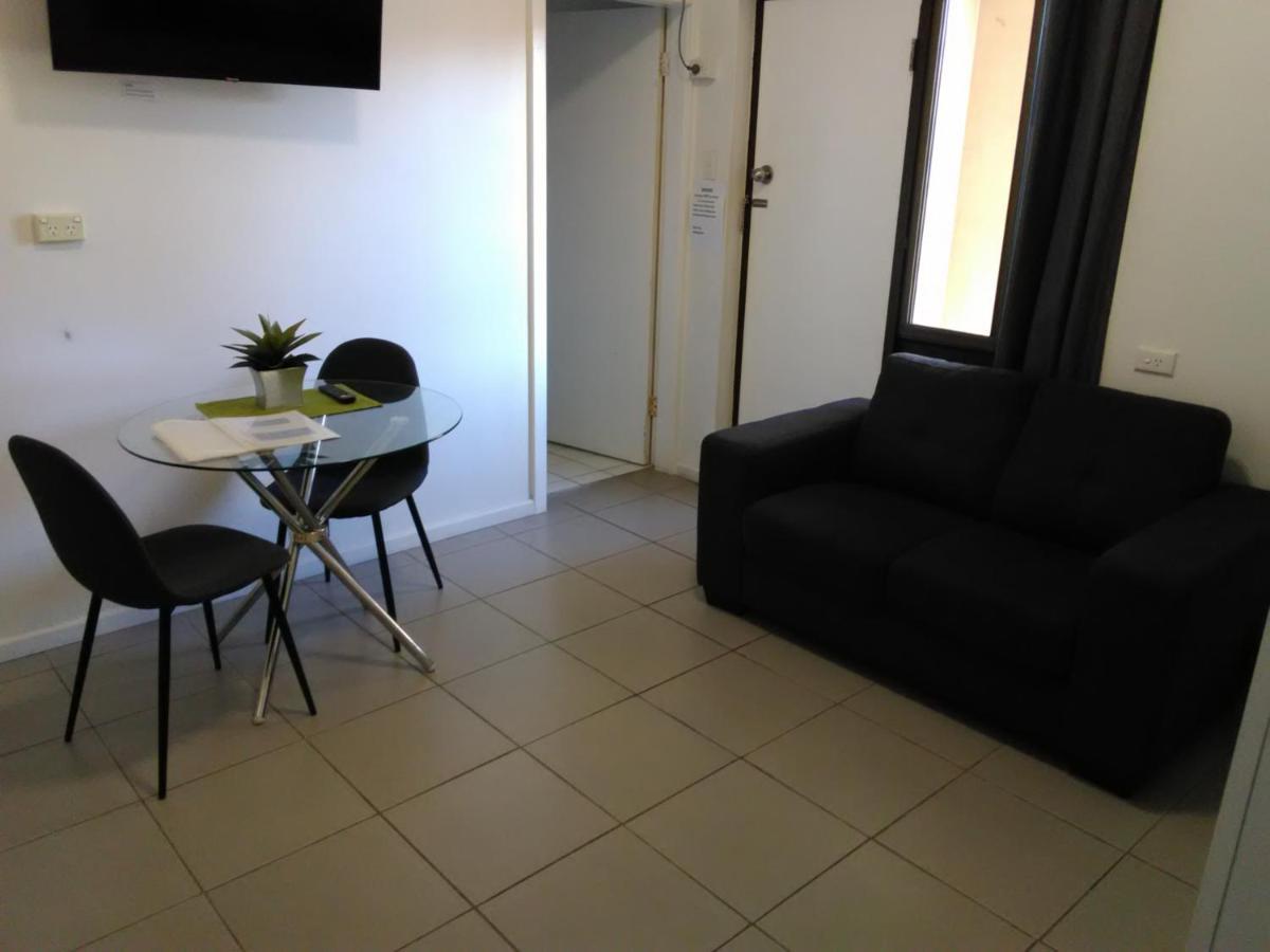 Caravilla Motor Inn Taree Extérieur photo