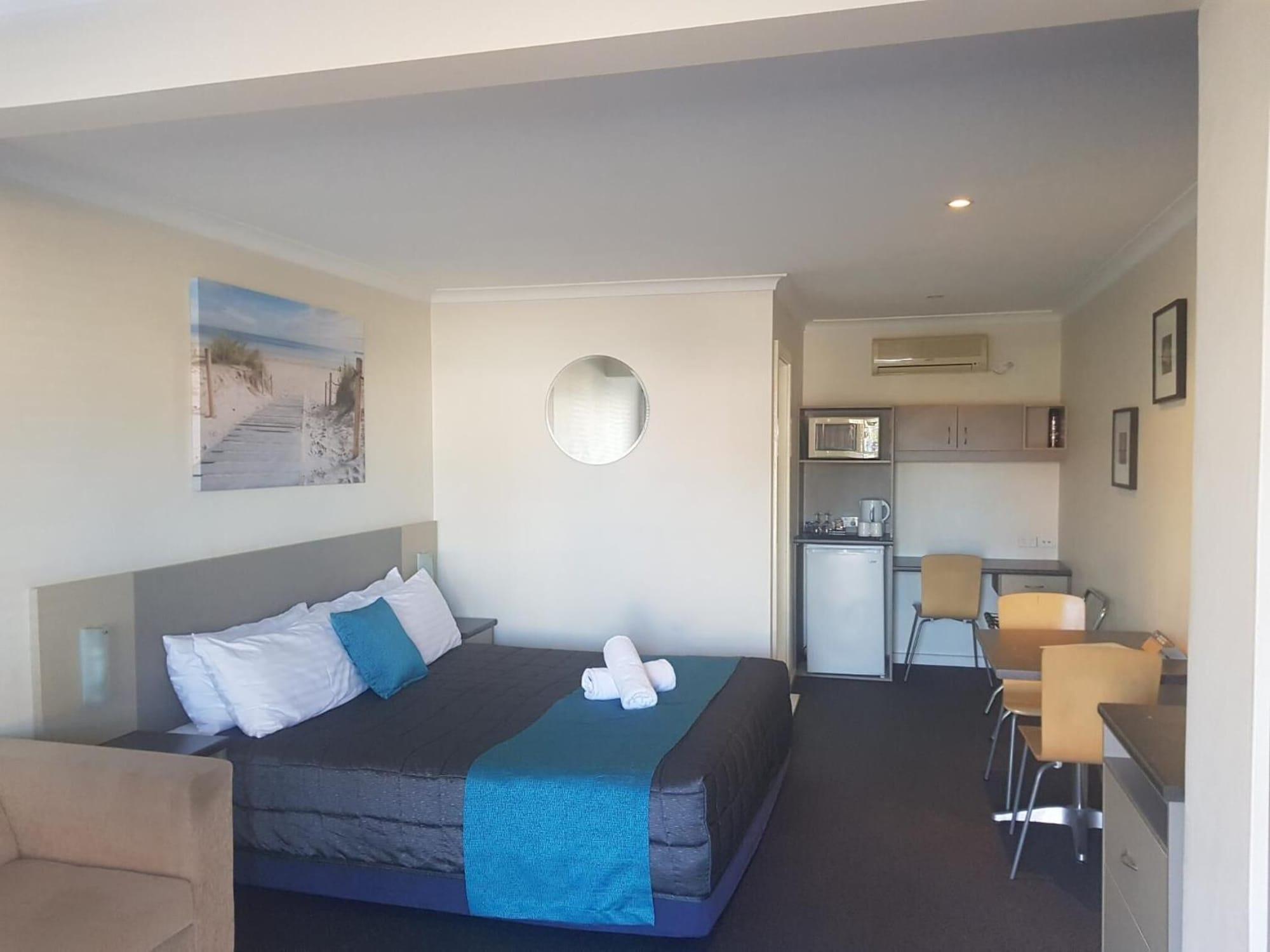 Caravilla Motor Inn Taree Extérieur photo