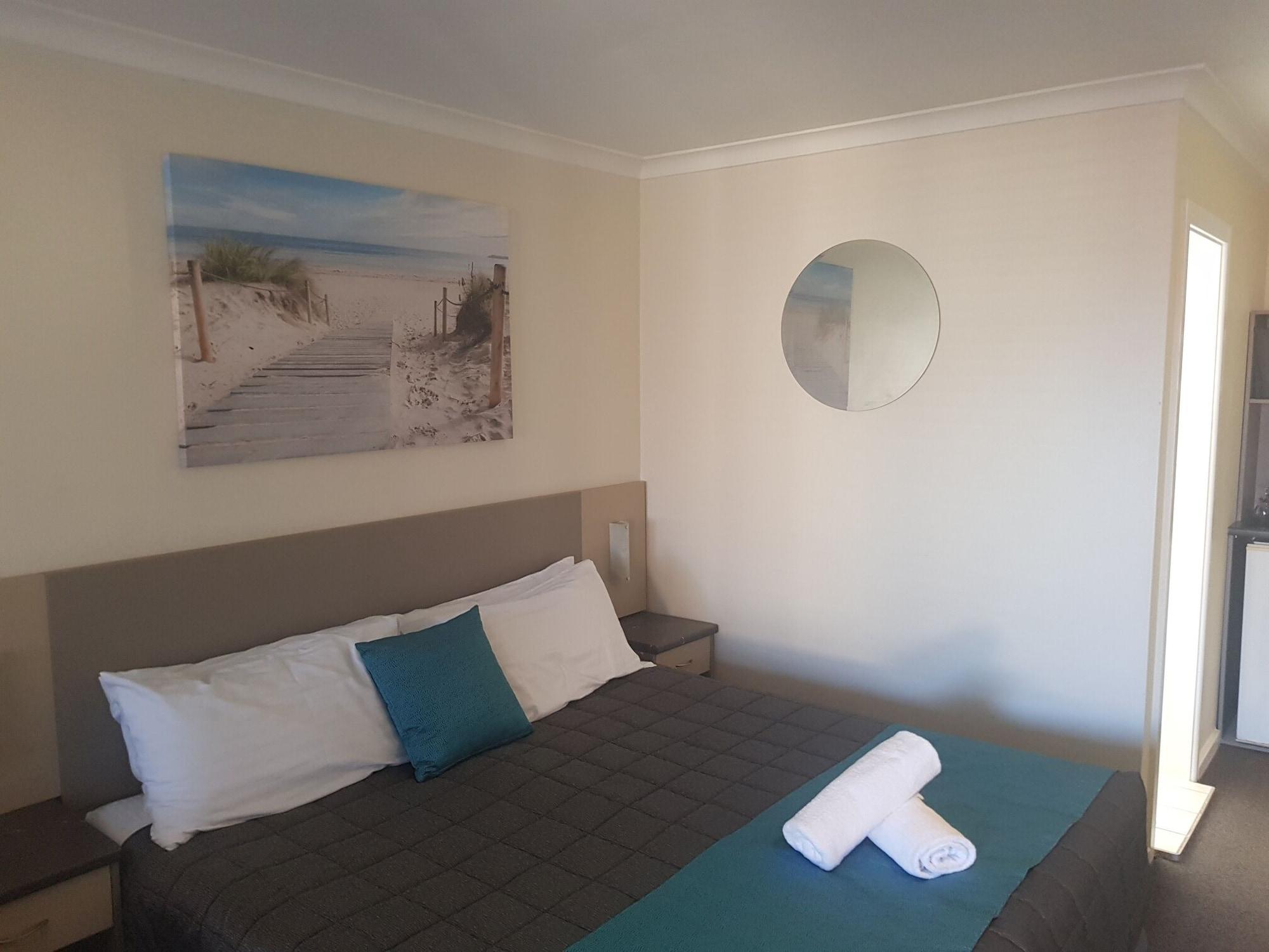 Caravilla Motor Inn Taree Extérieur photo
