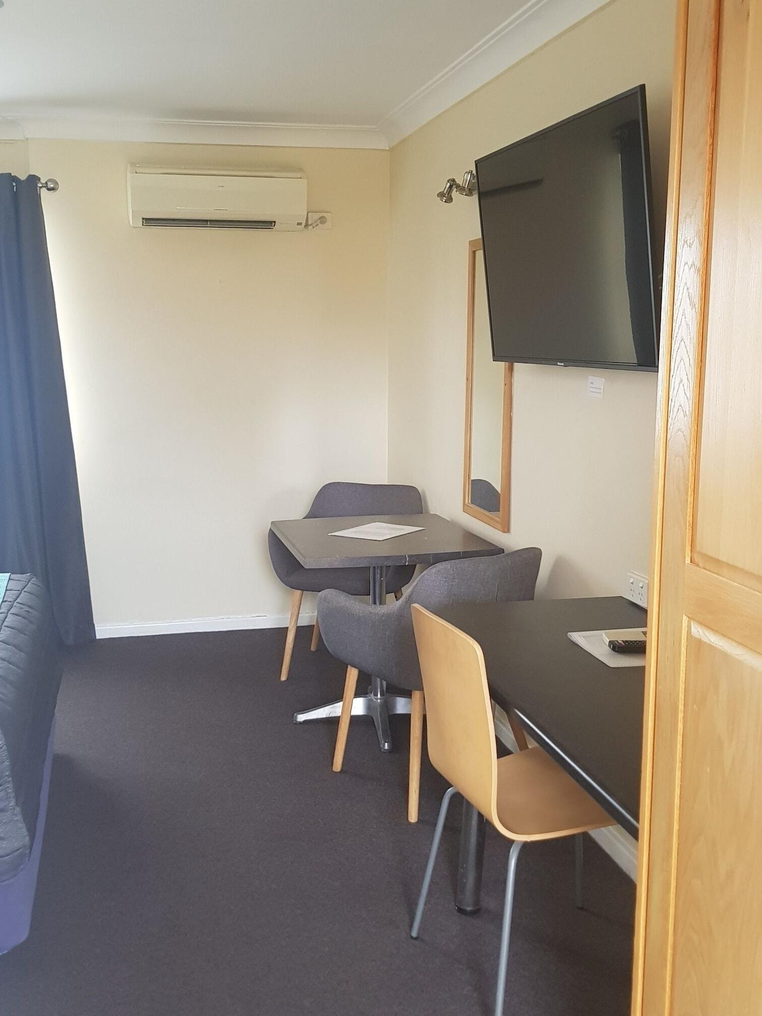 Caravilla Motor Inn Taree Extérieur photo
