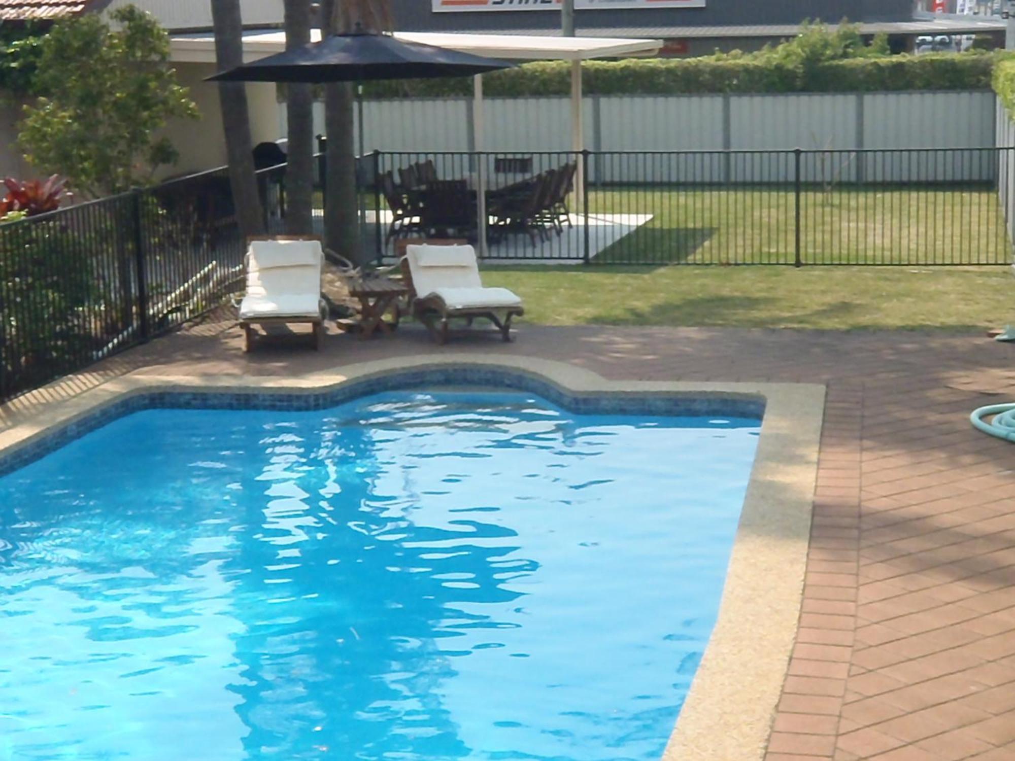 Caravilla Motor Inn Taree Extérieur photo